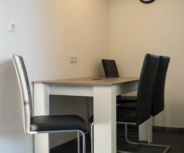 Quadenhof * דיסלדורף