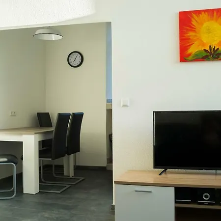 Quadenhof Apartamento *